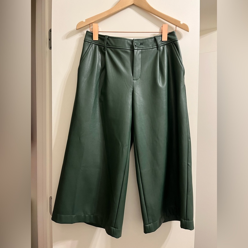 MOVING SALE! Anthropologie faux leather green culotte pant. NEW